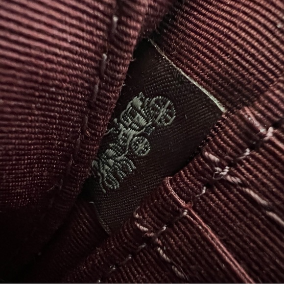 Coach Wristlet Clutch Crocodile-Embossed Leather Wine Preloved - Picture 12 of 13